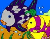 Desenho Peixes pintado por marcela e carol