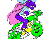 Desenho Bruxa numa moto pintado por carol