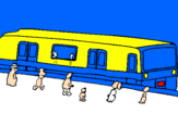Desenho Passageiros à espera do comboio pintado por ALEJANDRO