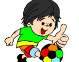 Desenho Rapaz a jogar futebol pintado por menino com bola