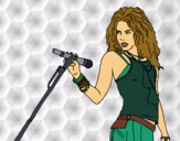 Desenho Shakira em concerto pintado por Missim