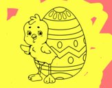 Garota simpática com ovo de Páscoa